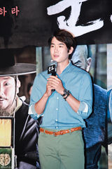 独家：韩影《群盗》试映会 姜东元河正宇等出席