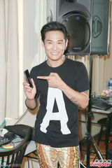 组图：杜德伟演唱会进行彩排 勤练舞赶旧患