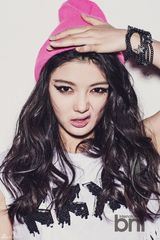 组图：演员金有贞优雅纯真 尽展可爱本色