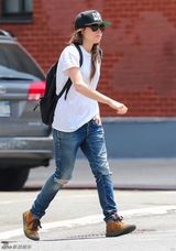 组图：出柜女星佩吉约会《纸牌屋》凯特玛拉