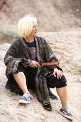 组图：爸爸2曝杀马特剧照 帅爸神造型自毁形象