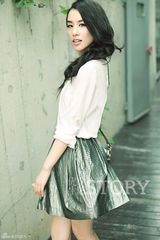 组图：黄圣依时尚大片秀舞蹈技艺体味身体之美