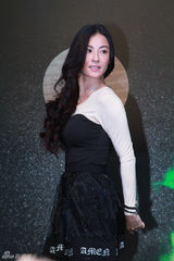 组图：张柏芝亮相上海 透露将减少工作多陪孩子