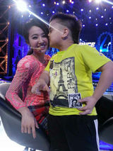 组图：好舞蹈郭富城阵营考核 萌娃偷吻蔡依林