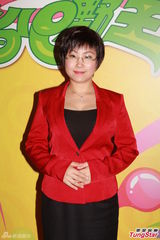 组图：众星乔装玩变身 王祖蓝头顶绿毛似绿帽