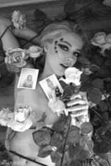 组图：蕾哈娜德普未婚妻裸照外泄 艳照门添新丁