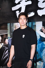 独家：韩影《群盗》试映会 姜东元河正宇等出席