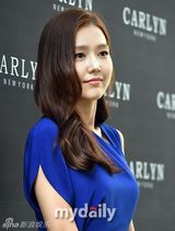 组图：BEG佳仁Clara等女星出席箱包品牌发布会