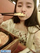 组图：昌大校花张冰婧曝清纯照 浓眉大眼爱卖萌