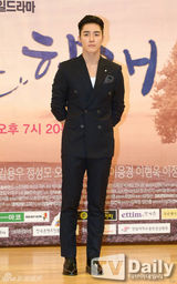 组图：《就要相爱》将开播 传递美好生活真谛