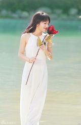 组图：徐申东夏季大片 唯美风情扣人心弦