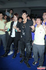 组图：汪东城曾沛慈亮相新剧发布会 汪东城自曝渴望谈恋爱