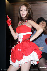 组图：安心亚彩排舞蹈大秀性感舞姿