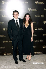 幻灯图：熊黛林李玟乐基儿何超仪等齐聚慈善晚宴