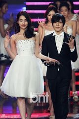 组图：韩国2013亚洲模特颁奖典礼精彩时尚秀