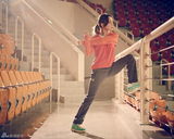 高清组图：韩团KARA运动装大片显朝气蓬勃