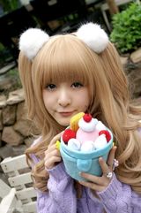 组图：16岁徐娇COS动漫美少女 假小子华丽变身