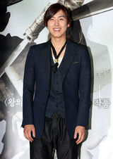 高清图：《出云之月》媒体首映式 主创集体亮相