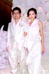 组图：谷祖琳与同学结婚 吴君如曾志伟等众星出席