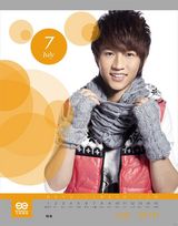 高清组图：天娱年历曝光第三季 魏晨牵手郑爽送祝福