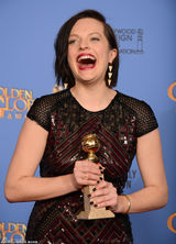 组图：伊丽莎白-莫斯获金球奖迷你剧最佳女主角