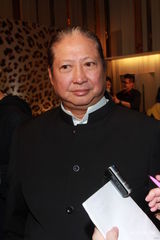 组图：洪天明周家蔚再办婚礼派对 郭富城等群星捧场