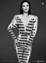 组图：邦女郎奥尔加另类大片 透视装起舞秀曲线