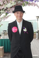 组图：陈豪陈茵媺预演婚礼 工作为先不急结婚