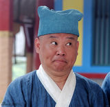 组图：《梦回唐朝》剧照曝光 郭德纲情迷武媚娘