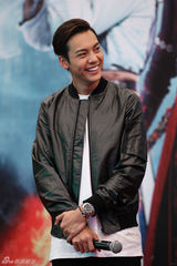 组图：《古剑》马天宇郑爽友达以上 杨幂爱吐槽