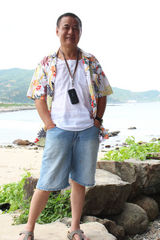 组图：Ella（S.H.E）新片大尺度裸泳 与林柏宏谈姐弟恋