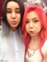 组图：美少女爱自拍！邓紫棋海量生活美照曝光