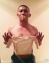 组图：儿童节萌娃当道！众星晒亲子照欢乐过节