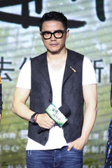 组图：《爱情进化论》发布会 段奕宏获女神表白