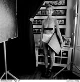 组图：美国女摄影师自拍裸照庆生 坚持拍摄40年