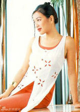 [青春照相馆]44岁钟丽缇旧照:性感尤物诱惑难挡