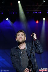 组图：英国乐队BLUR香港开唱 陈奕迅夫妇现身