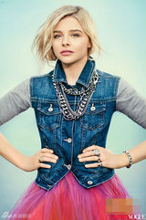 组图：贝克汉姆15岁长子女友靓照 美艳动人如仙子