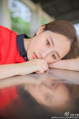 组图：美女学生会副主席陈子湄走红 五官漂亮气质出众