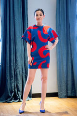 组图：王菲亮相品牌秀帅气十足 那英端庄典雅