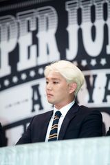 独家：Super Junior回归发新专 希澈东海等舞台疯玩