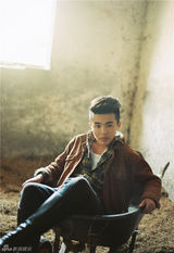 组图：郑斯仁阳光写真 演绎花样美少男