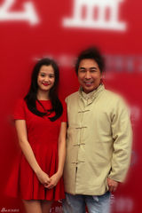 组图：陈永馨受黄渤之邀出席《亲爱的》首映