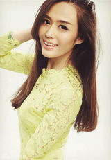 组图：汤晶媚写真曝光 清新甜美似邻家少女