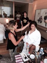 组图：《吸血鬼日记》女主妮娜来华 透视裙娇艳