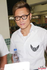 组图：黄翠如无意结婚 草蜢向周杰伦追歌