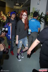 组图：林宥嘉疑为女友献歌 Hebe否认是金曲遗珠