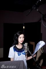 组图：景甜自称伪球迷 最爱球星英格兰贝克汉姆