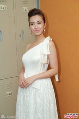 组图：陈庭欣朱千雪等往届港姐齐亮相 风采非凡