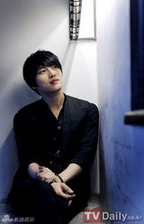 组图：金在中自揭“努力自毁形象”演绎《豺狼来了》